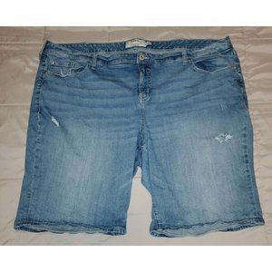 Torrid Distressed Bermuda Jean Shorts - Medium Wash - Size 26 - Lightly Used